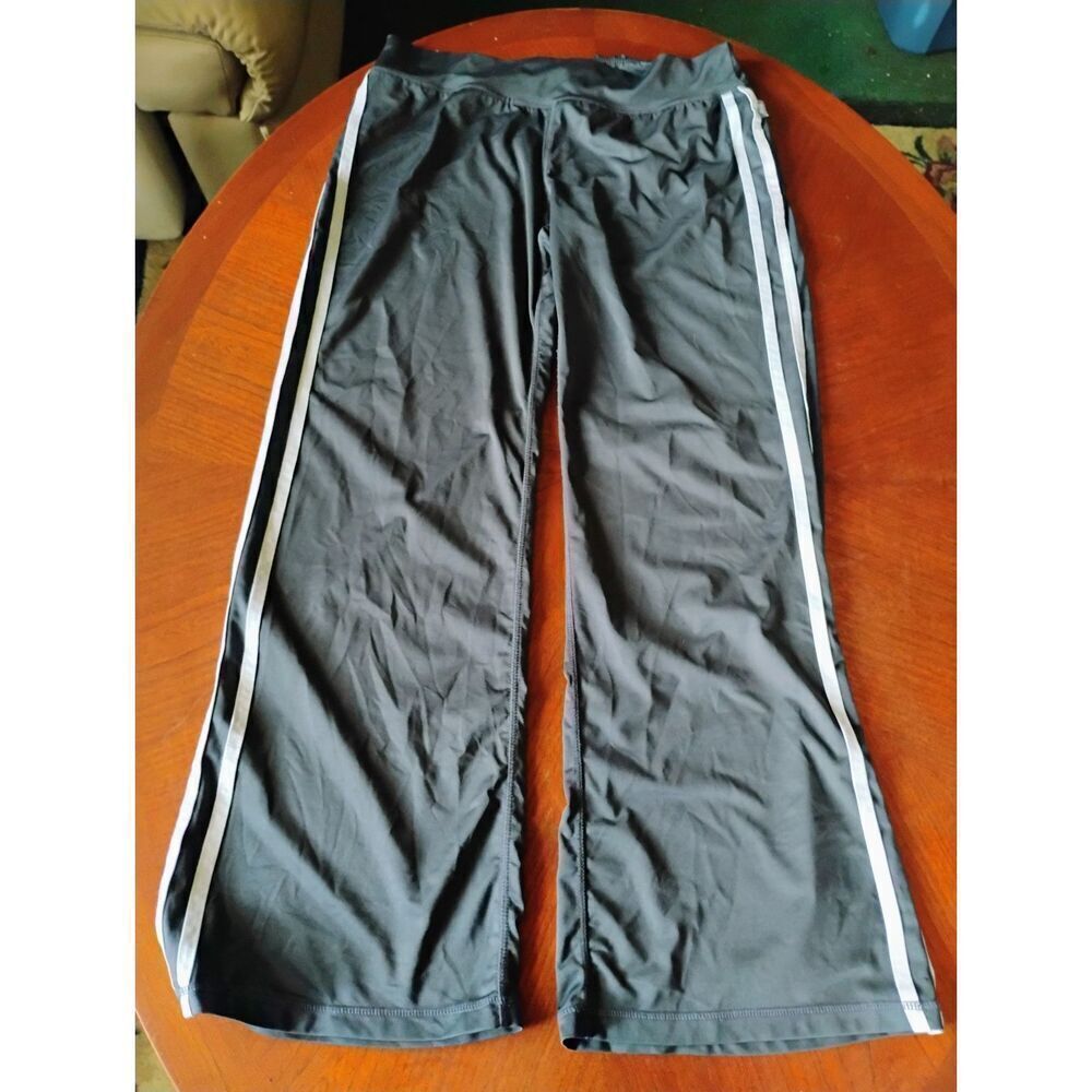 (1174) Avia Brand Track Pants - Size: Large